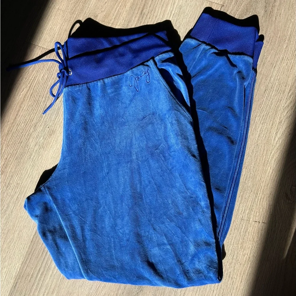 Juicy Couture Royal Blue velour joggers - Picture 4 of 5